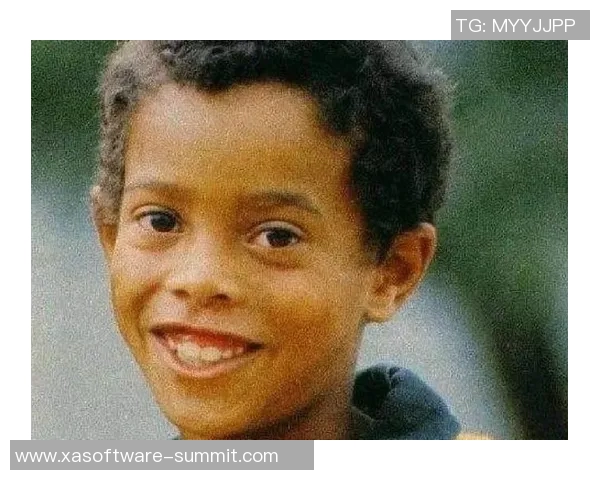 身高不到一米六的足球球星们:小个子巨星如何在绿茵场上闯出一片天